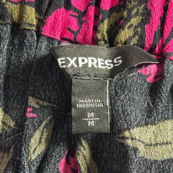 Express Women's Romper Size M Black and Pink Floral Ruffle Sleeve Boho Tie Waist - Picture 7 of 12